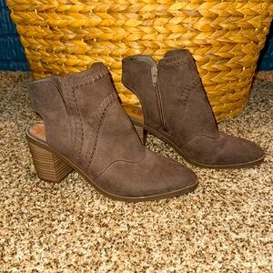 Nice suede look ankle boots with open back, size 8